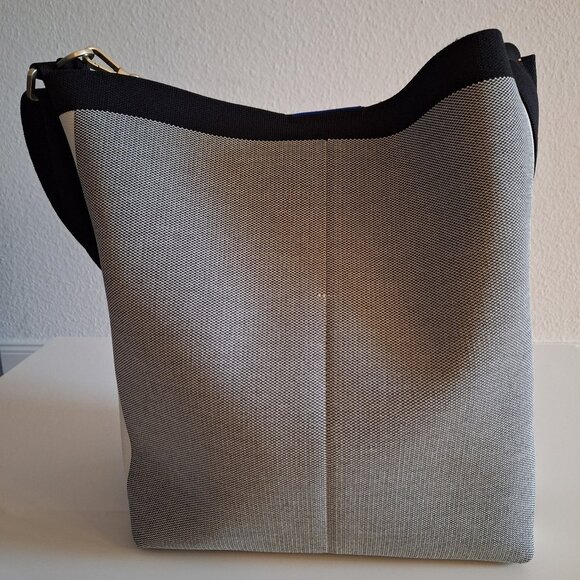 ROTHY'S The Bucket Bag - Grey Mist – NWOT Includes original box, dust, wash bag - Picture 4 of 15
